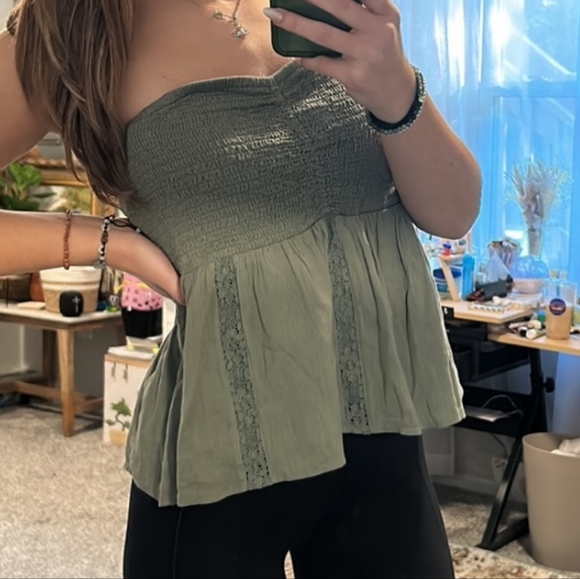 American Eagle Strapless Green Cropped Lace Boho Top NWT Never Worn Size Medium - Picture 1 of 11